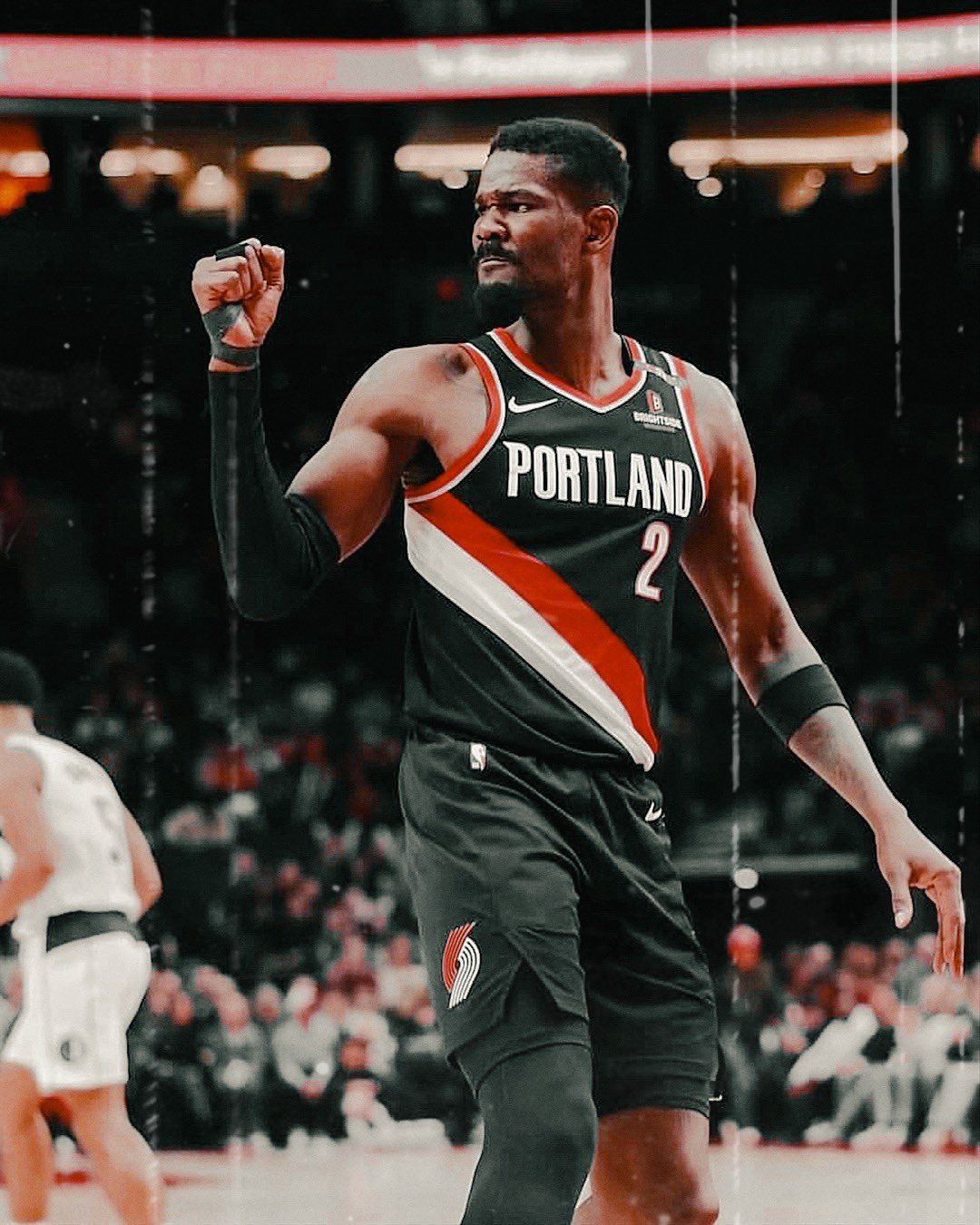 关于篮网鏖战南韩男篮，艾顿送出助攻的信息