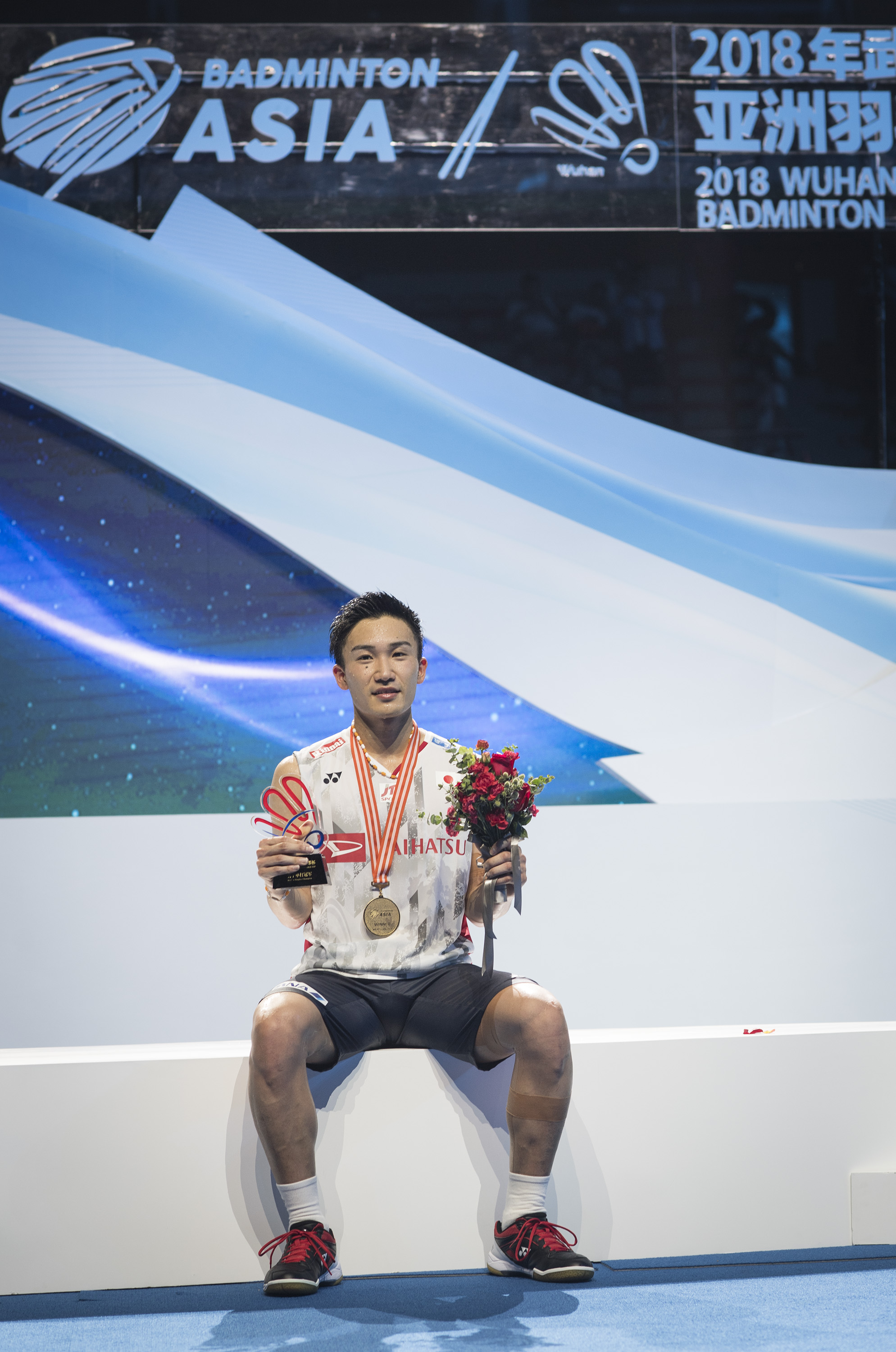 英格兰羽毛球队险胜韩国羽毛球队，桃田贤斗惊艳世界的简单介绍