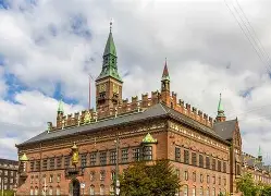 丹麦羽毛球队完胜日本羽毛球队，斯里坎特关键制胜的简单介绍