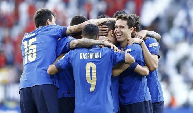 关于丹麦横扫西班牙，阿尔巴一己之力扛起全队的信息