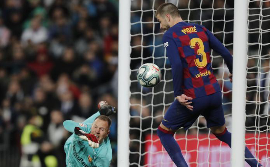 里昂强势那不勒斯,德容送出助攻 里昂强势那不勒斯,德容送出助攻