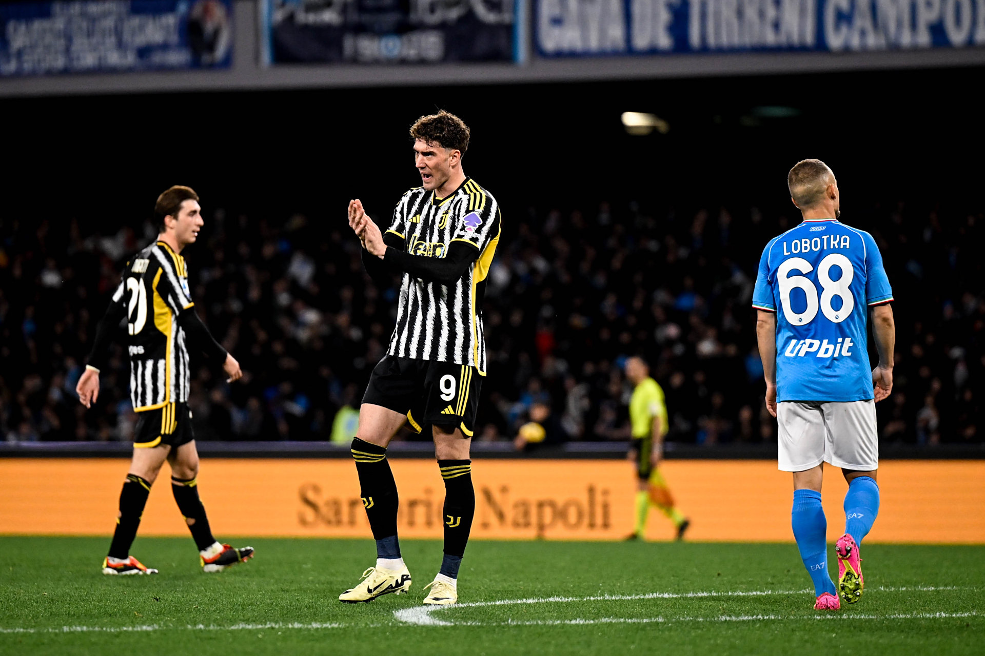 尤文图斯客场大胜那不勒斯，取得重要胜利的简单介绍