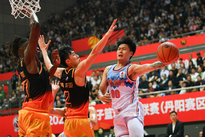 开云足球直播-关于江苏肯帝亚队在胜利中取得新突破的信息