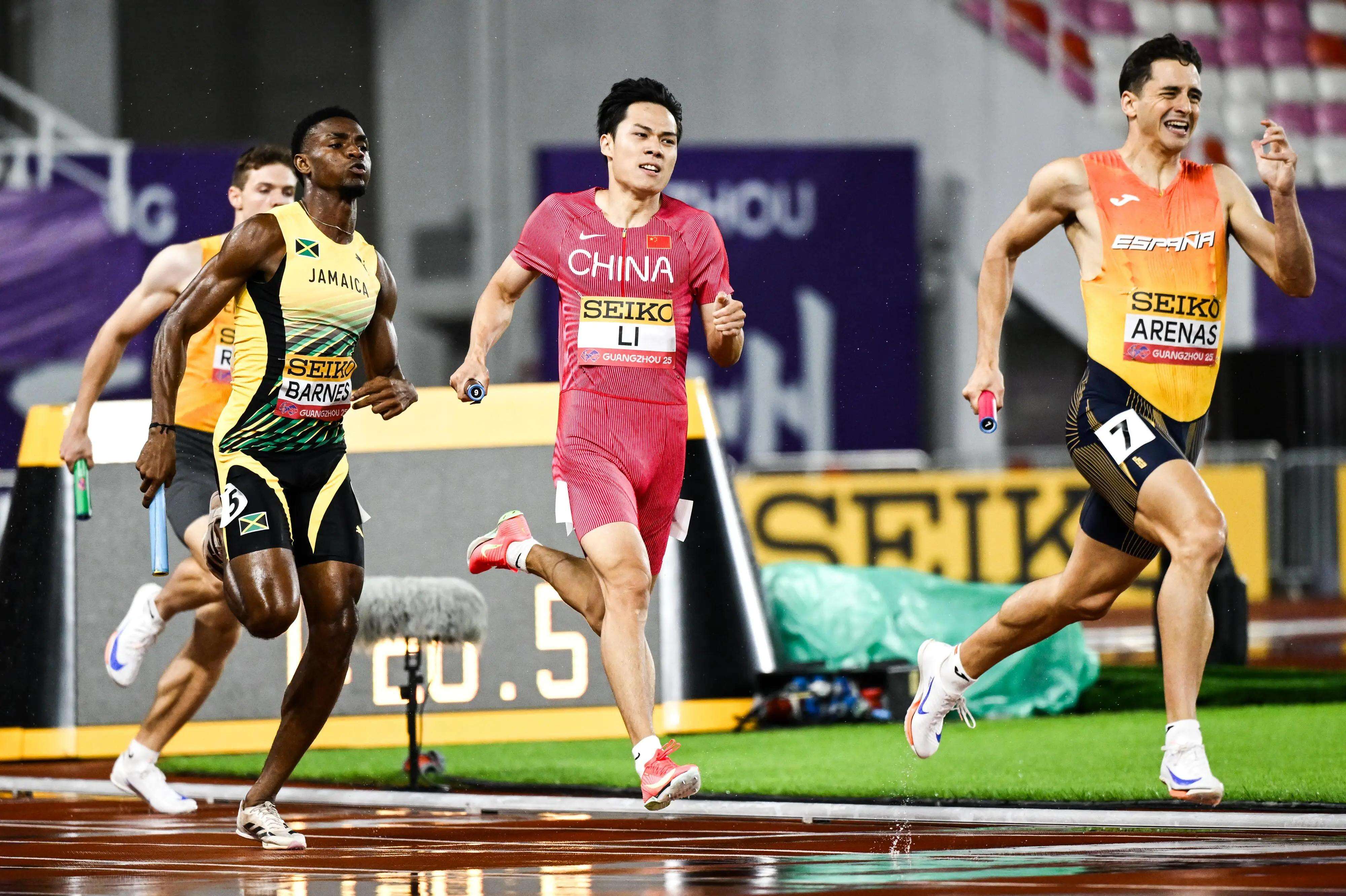 希腊国家队在重要比赛中获得胜利的简单介绍