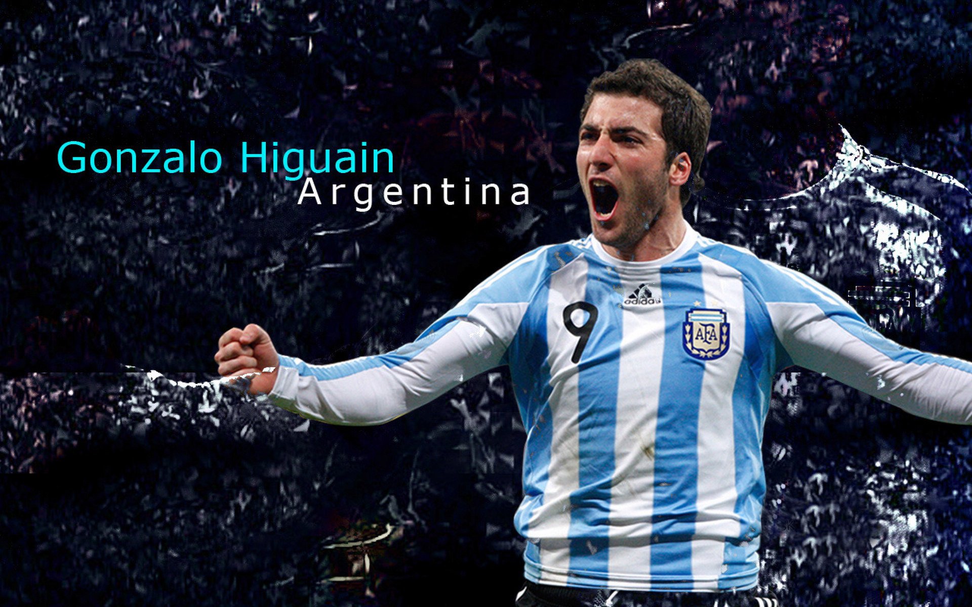 南美绿茵风暴，马丁内利连击破局，巴拉圭力克厄瓜多尔锁定胜势